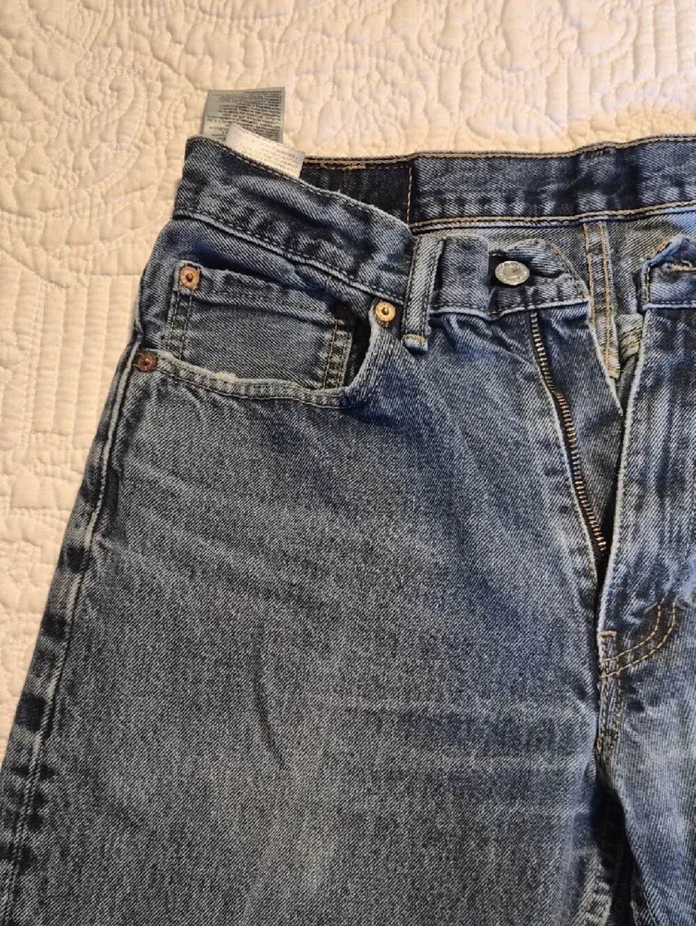 Levi's Men's Distressed Dark Blue Straight Jeans 33x32